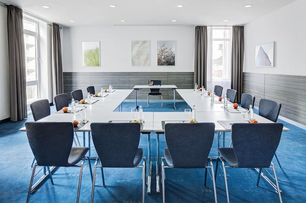 Intercityhotel Росток Екстер'єр фото