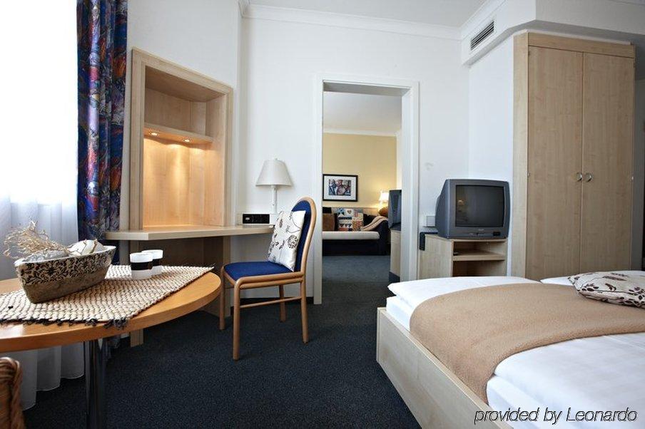 Intercityhotel Росток Номер фото