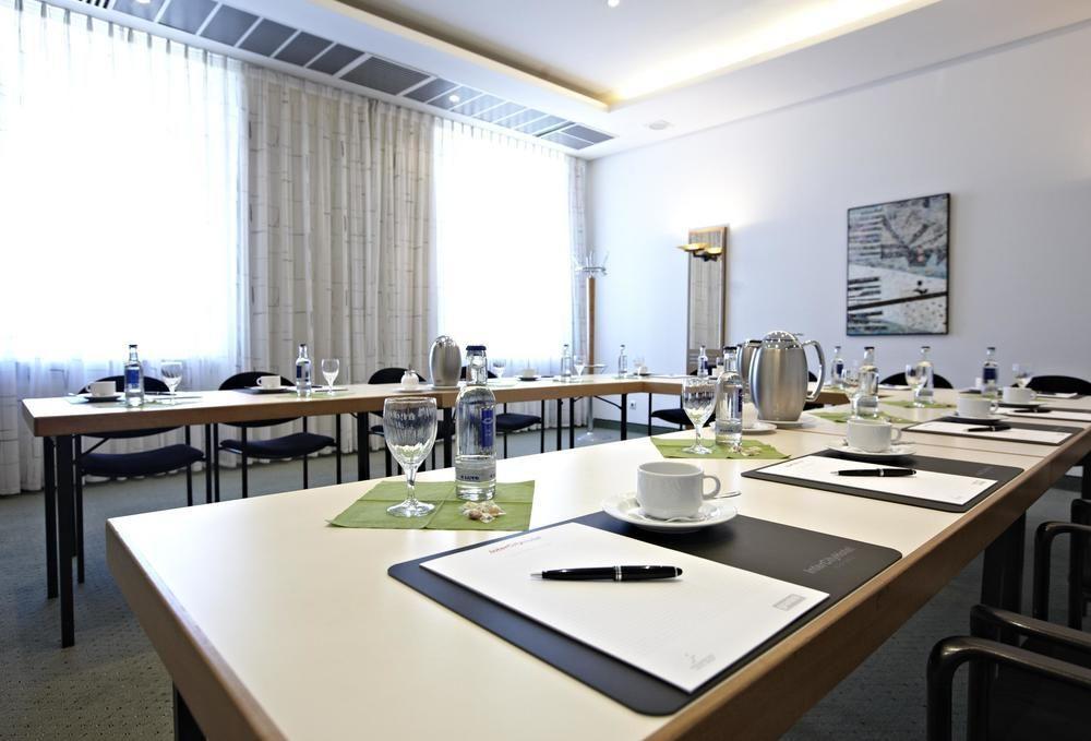 Intercityhotel Росток Екстер'єр фото