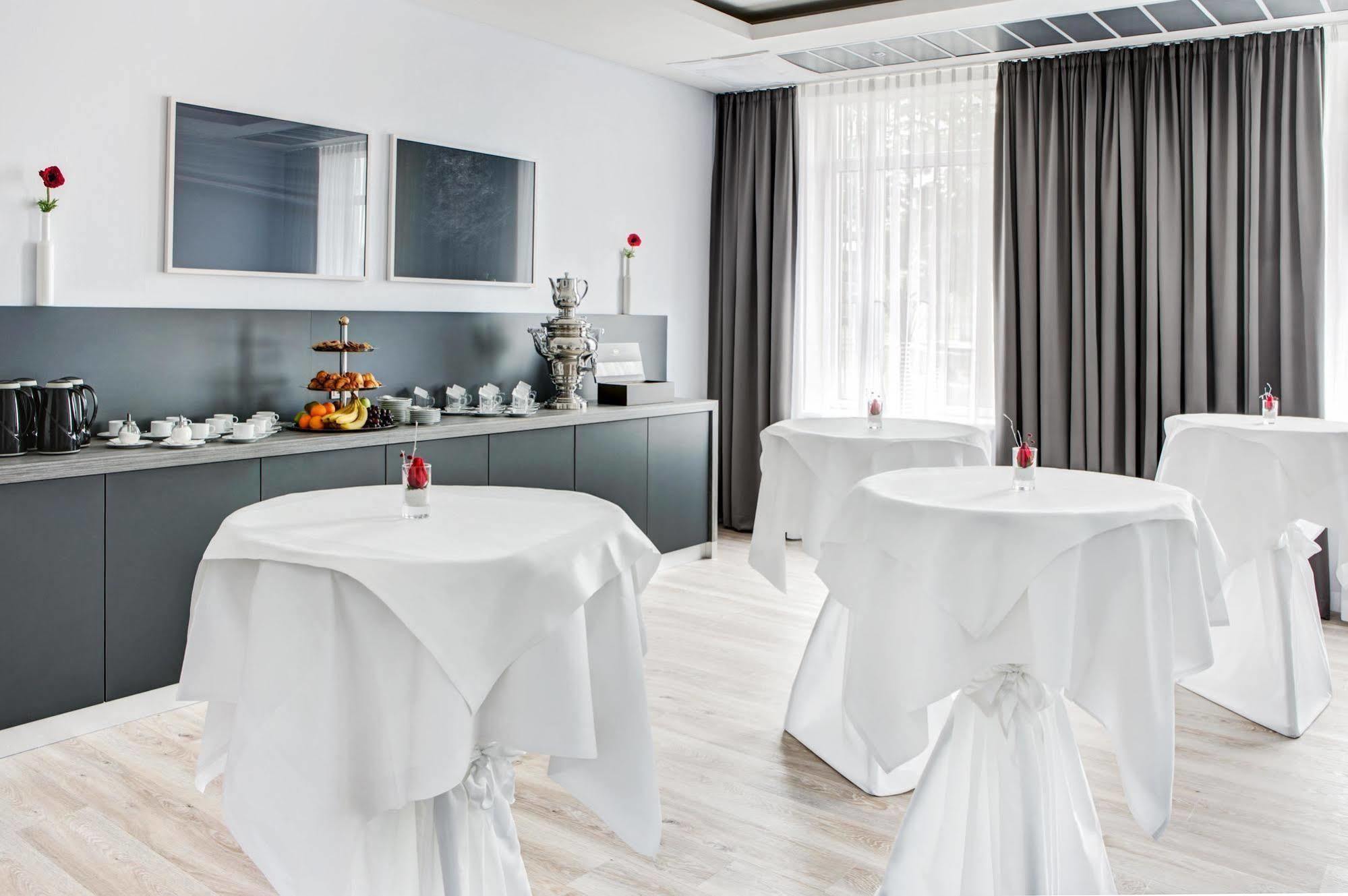 Intercityhotel Росток Екстер'єр фото